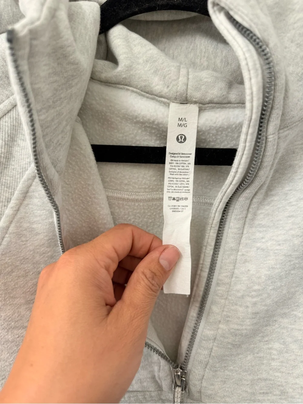 lululemon athletica Light Gray Half-Zip Hooded Pullover - Picture 4 of 8